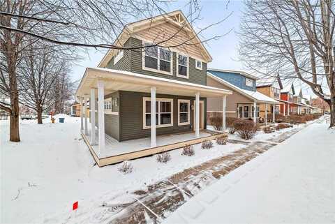 3020 Cottage Lane N, Maplewood, MN 55109