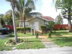 520 Valley Forge Road, West Palm Beach, FL 33405