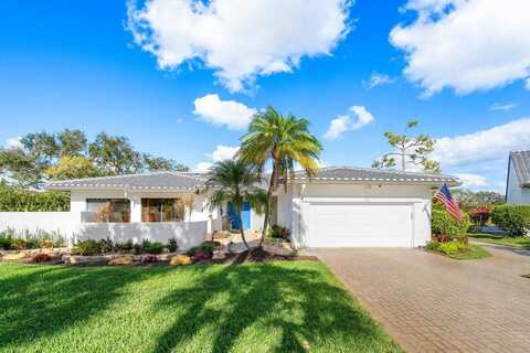 72 Northwoods Circle, Boynton Beach, FL 33436