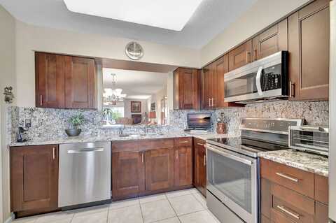 12560 Majesty Circle, Boynton Beach, FL 33437