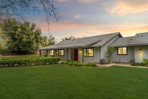 2425 Lucca Avenue, LOS OLIVOS, CA 93441