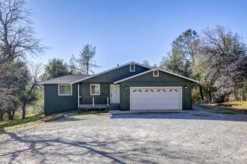 21692 W Elk Trail, Redding, CA 96003