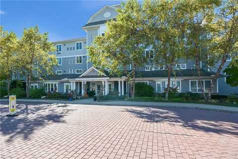 71 Starboard Drive, Tiverton, RI 02878