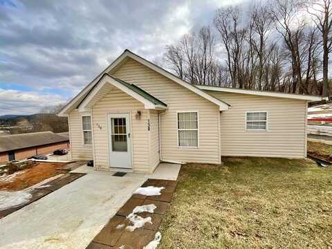 130 Clover St, Galax, VA 24333