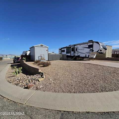 1915 W Casa Del Rio Drive, Benson, AZ 85602