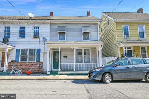 71 S WATER STREET, SPRING GROVE, PA 17362