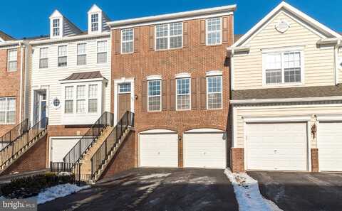 32 CORNERSTONE COURT, DOYLESTOWN, PA 18901