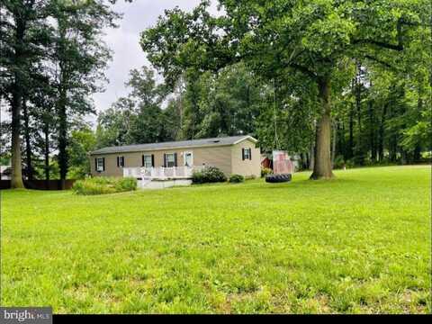 102 RED WELL ROAD, NEW HOLLAND, PA 17557