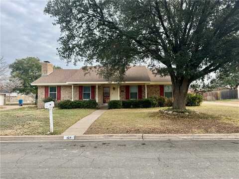 304 Oklahoma Avenue, Hewitt, TX 76643