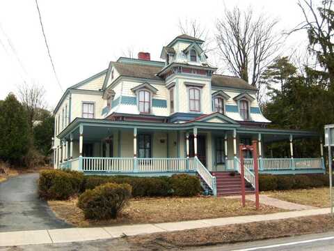 6447 Main Street Street, Westport, NY 12993