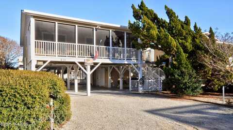 415 4th Street, Sunset Beach, NC 28468