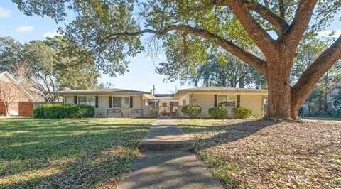 1211 SOUTHAMPTON Drive, Alexandria, LA 71303