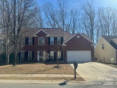 6412 Falls Lake Drive, Charlotte, NC 28270