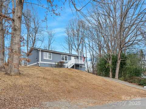 7 Holcombe Drive, Asheville, NC 28806