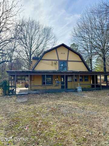 202 Lower Brownsville Road, Jackson, TN 38301