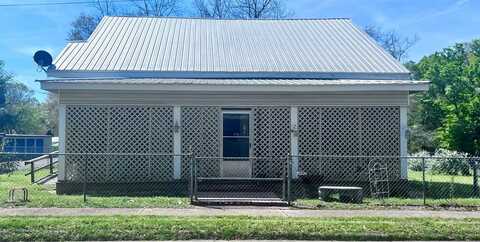 421 N. Merrick Ave., Ozark, AL 36360