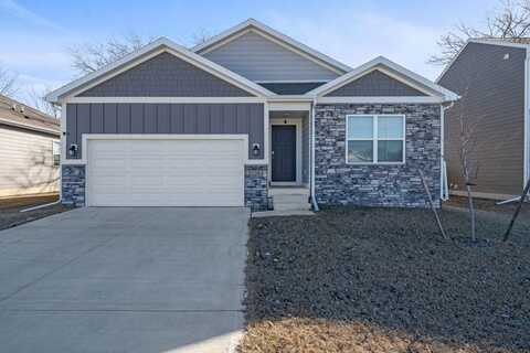 124 Dakota Circle, Waukee, IA 50263