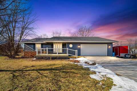 118 Grissom Drive, Walkerton, IN 46574