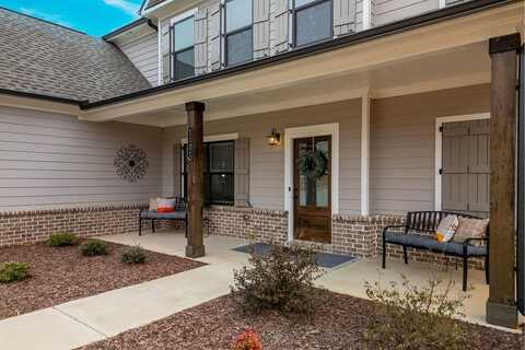1121 Red Oak Lane, Loganville, GA 30052