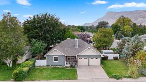 106 Sunset Circle, Palisade, CO 81526