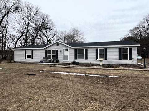 3533 N 400 W, Winamac, IN 46996