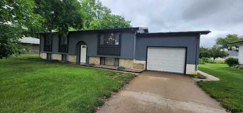 106 S 9 Avenue, Scribner, NE 68057