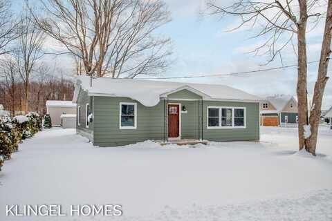 17550 Doric Street, Spring Lake, MI 49456