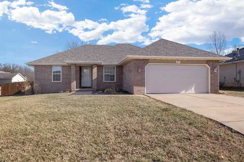 694 S Jester Avenue, Springfield, MO 65802