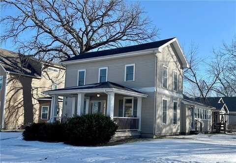 303 S Locust Street, Ottawa, KS 66067