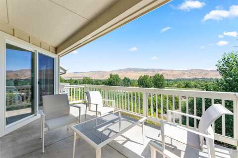 5170 S Surprise Way, Boise, ID 83716