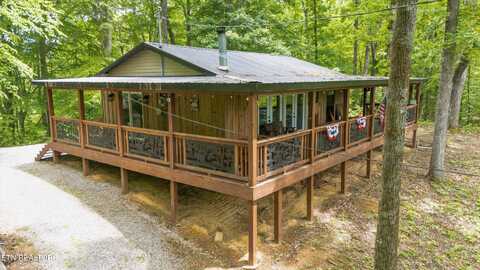 3068 Winding Way, Cosby, TN 37722