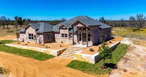 449 Nott Branch Rd, Harper, TX 78631