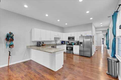 1124 East Burnett Avenue, Louisville, KY 40217