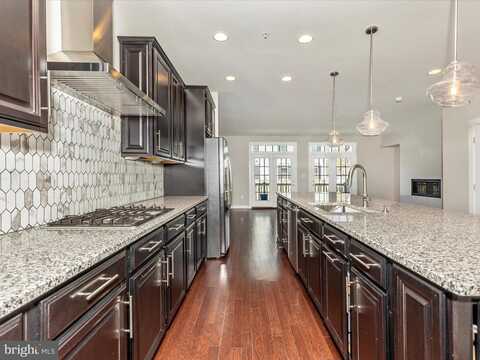 18 WEDGE WAY #14, PIKESVILLE, MD 21208