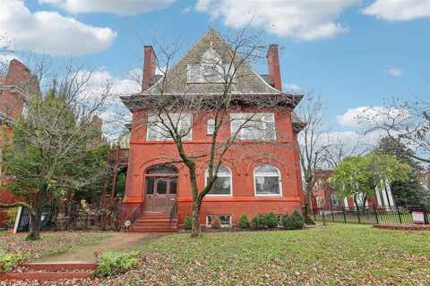 3130 Russell Boulevard, Saint Louis, MO 63104