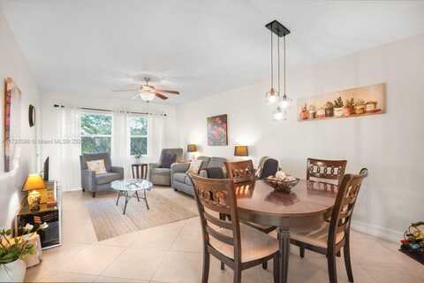 5003 NW 35th St, Lauderdale Lakes, FL 33319