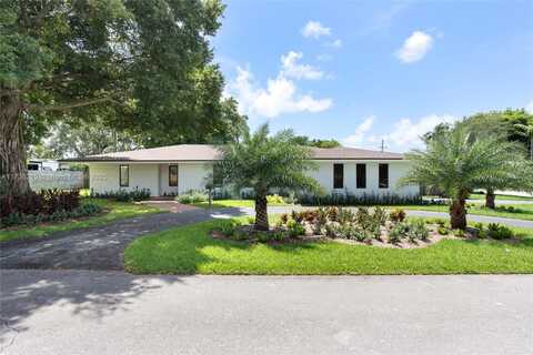 7638 SW 167th St, Palmetto Bay, FL 33157