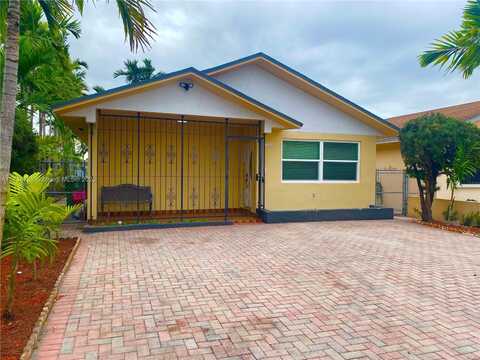 1350 W 39th Pl, Hialeah, FL 33012