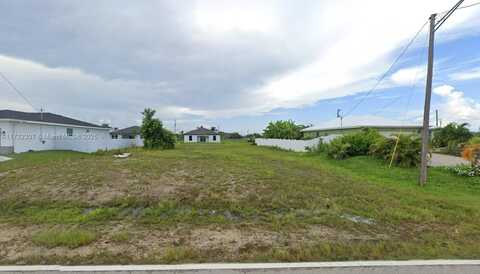 1718 N Nelson Rd, Cape Coral, FL 33993