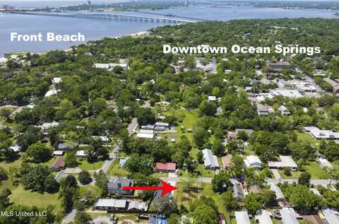 408 Russell Avenue, Ocean Springs, MS 39564