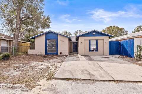 9104 SANDCROFT COURT, TAMPA, FL 33615