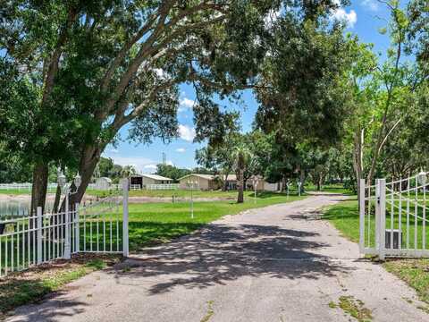 3050 MAPLE TRACE, TARPON SPRINGS, FL 34688