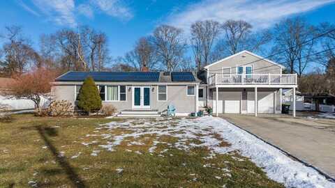 316 Robert St, Westport, MA 02790