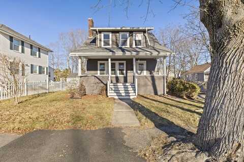 21 Vesey St, Brockton, MA 02301