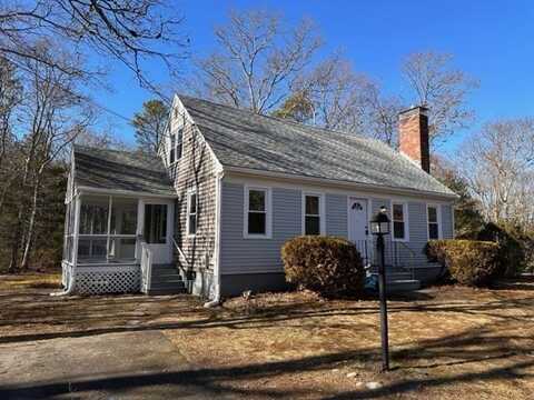 3 Spinnaker Ln, Bourne, MA 02559