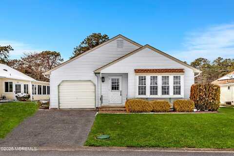 8 Amherst Road, Whiting, NJ 08759