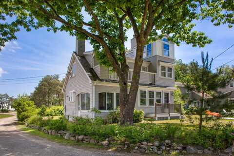 7 Norwood Lane, Kennebunkport, ME 04046