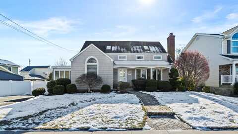 2170 Waltoffer Avenue, North Bellmore, NY 11710