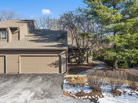 110 Sumac Court, Saint Charles, IL 60174