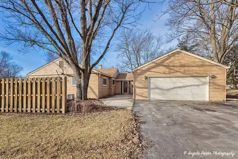 48 Golfview Road, Lake Zurich, IL 60047